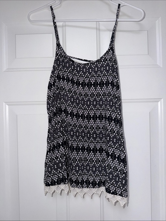 Mossimo Supply Co. Tops - Black & White Patterned Spaghetti Strap Tank with Crochet Hem